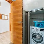 Vb Camelia 4br By The *