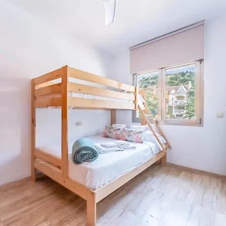 Vb Camelia 4br By The *